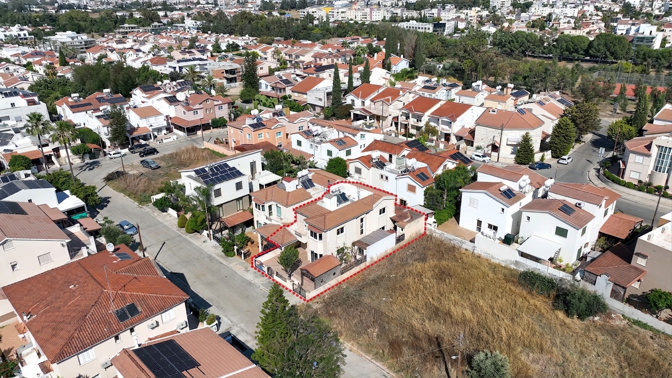 4 dormitorios Adosado en Lakatamia, Nicosia, Chipre No. 65536