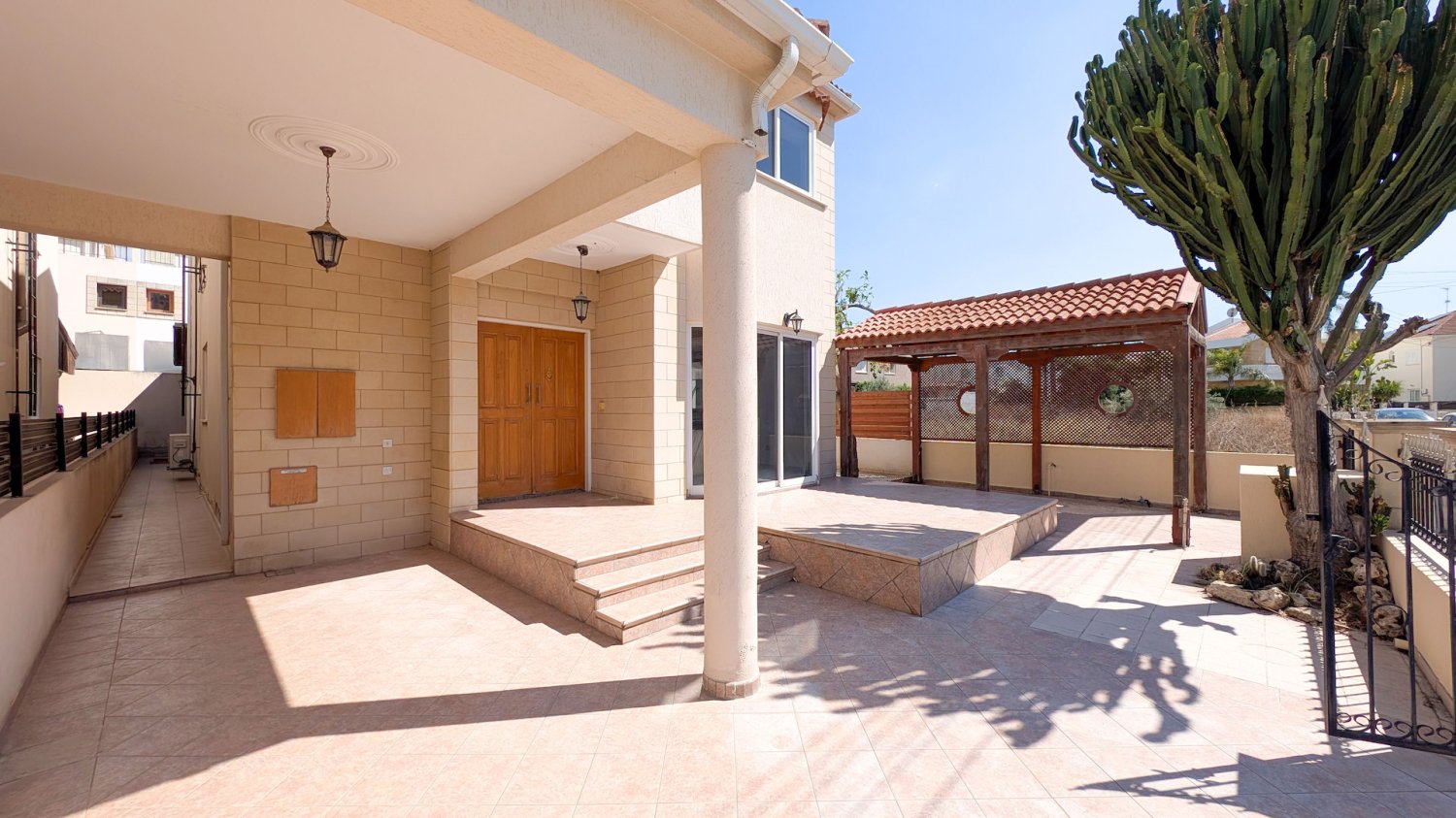 4 dormitorios Adosado en Lakatamia, Nicosia, Chipre No. 65536