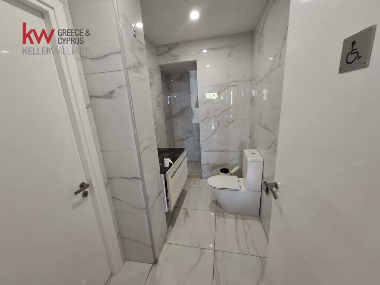 370m2 Commercial property in Paphos, Cyprus No. 61231