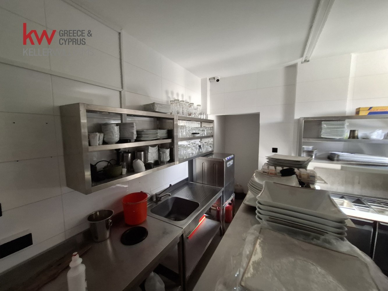 370m2 Commercial property in Paphos, Cyprus No. 61231