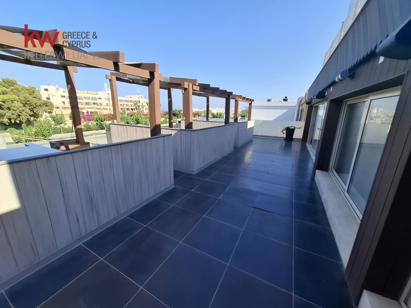 370m2 Commercial property in Paphos, Cyprus No. 61231