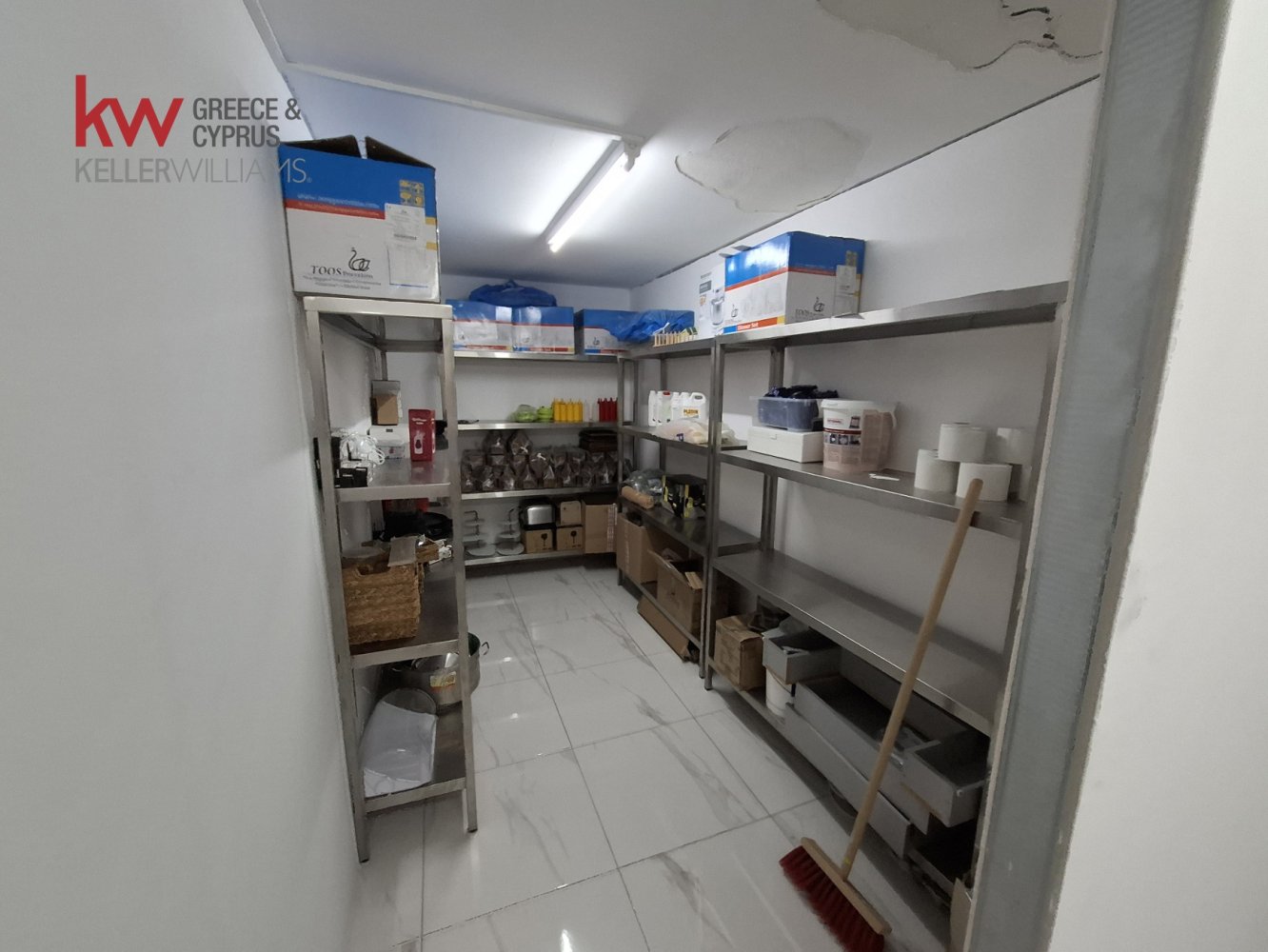 370m2 Commercial property in Paphos, Cyprus No. 61231