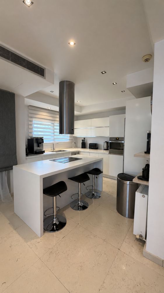 5 bedrooms Townhouse in Agios Athanasios, Limassol, Cyprus No. 61622