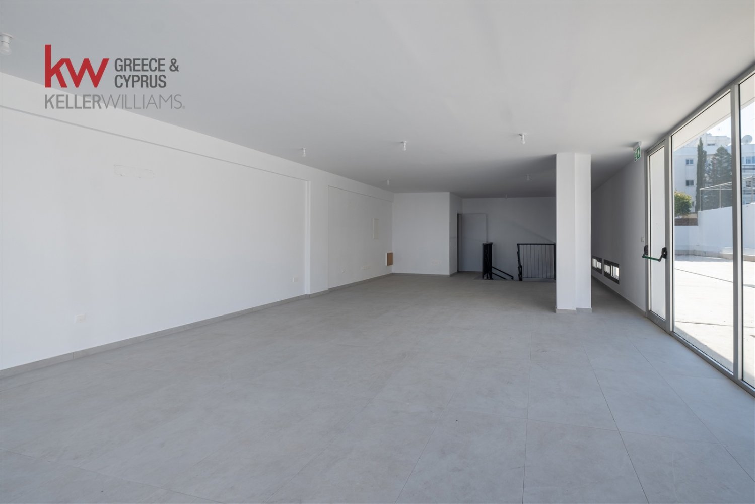 85m2 Shop in Strovolos, Nicosia, Cyprus No. 60303