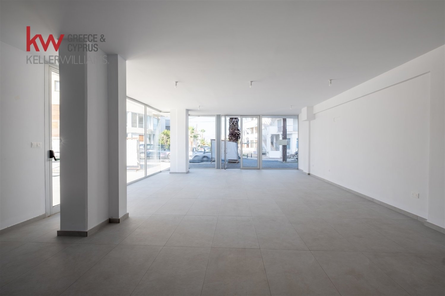 85m2 Shop in Strovolos, Nicosia, Cyprus No. 60303