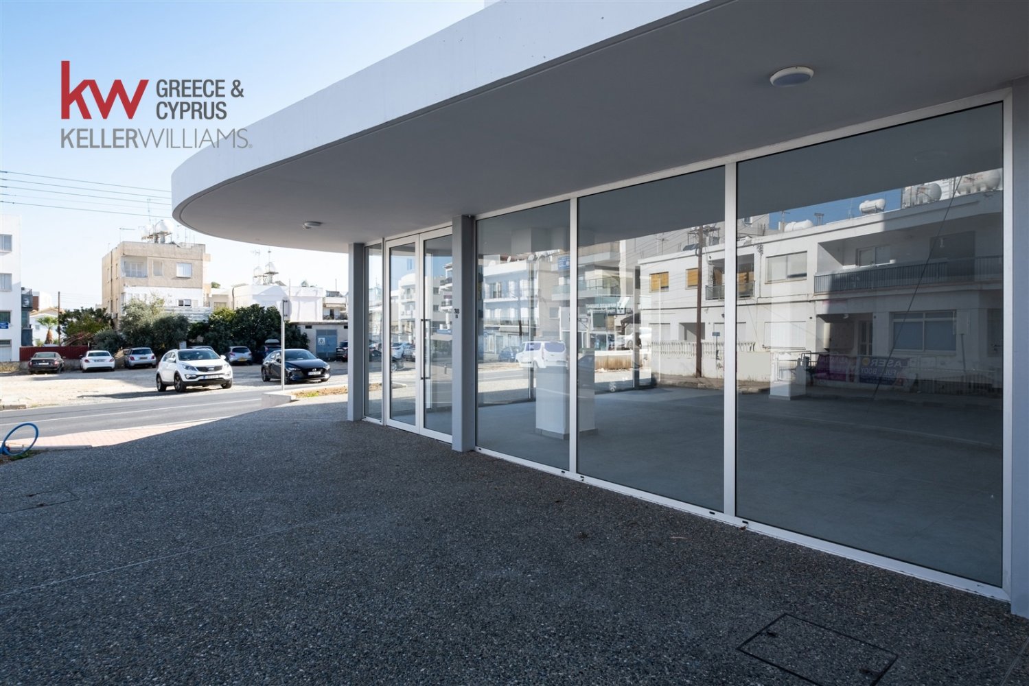 85m2 Shop in Strovolos, Nicosia, Cyprus No. 60303