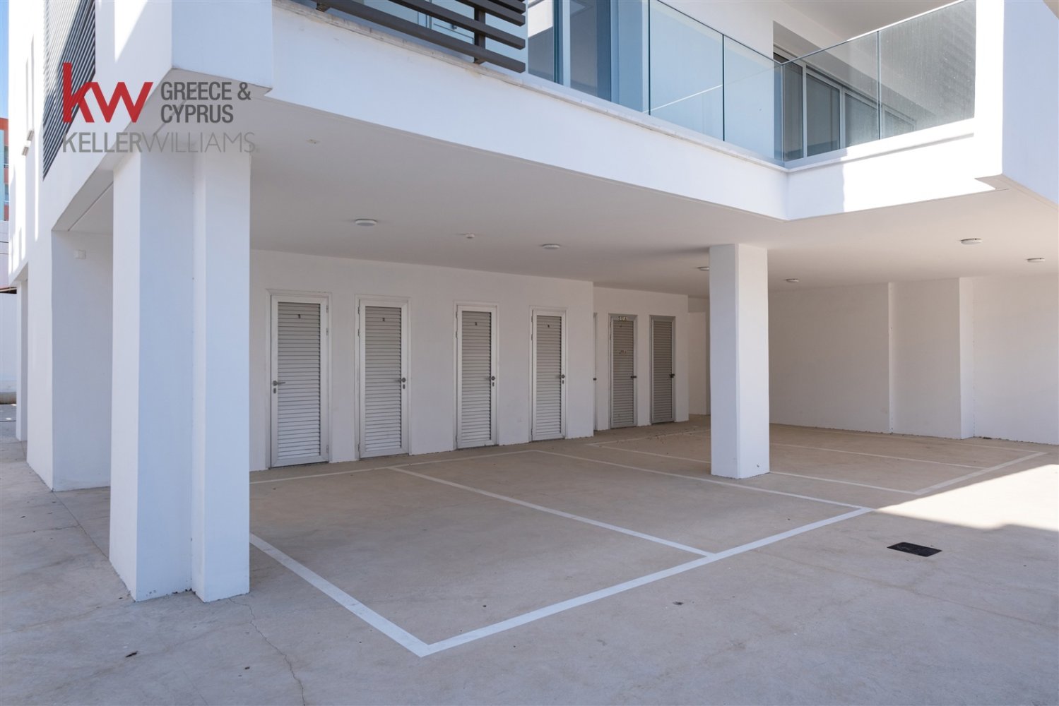 85m2 Shop in Strovolos, Nicosia, Cyprus No. 60303