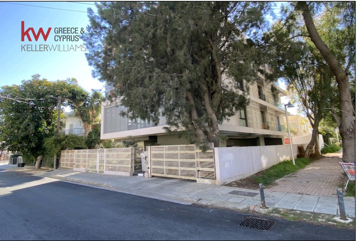 3 bedrooms Apartment in Nicosia, Cyprus No. 40232