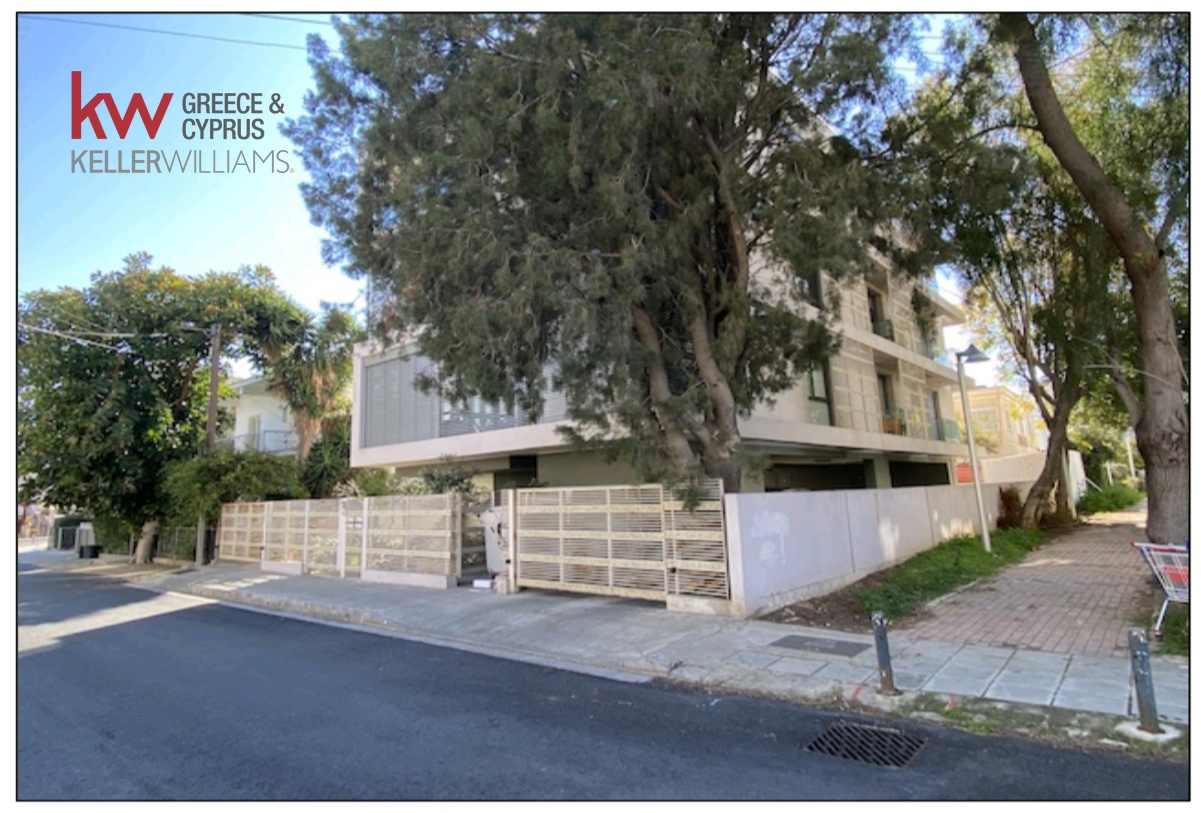 3 bedrooms Apartment in Nicosia, Cyprus No. 40232