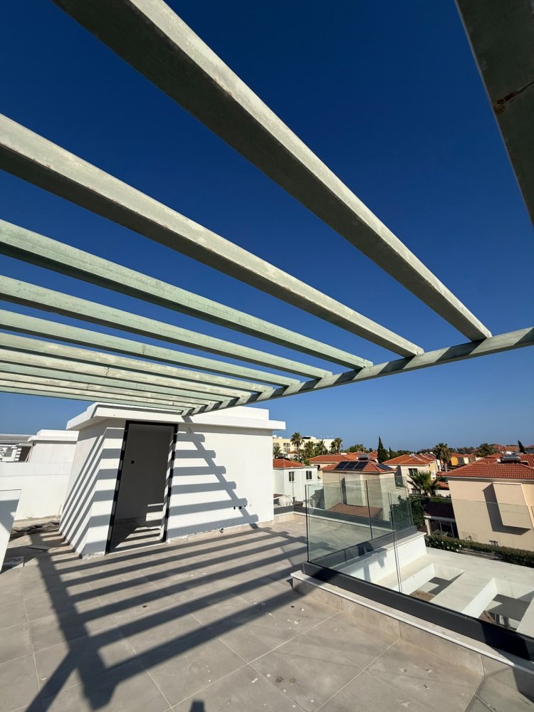 3 bedrooms Villa in Pervolia, Larnaka, Cyprus No. 61502
