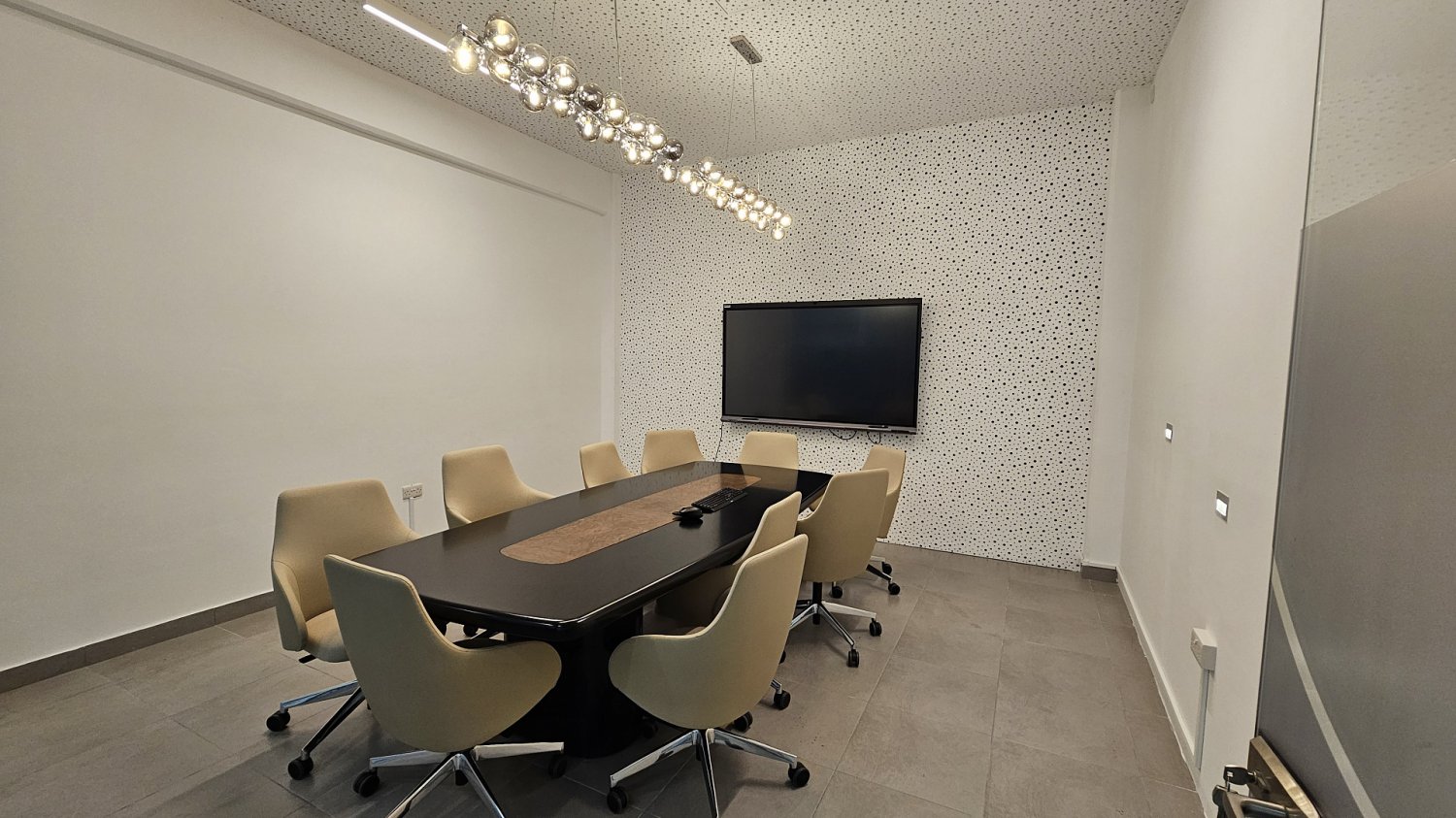 500m2 Office in Anavargos, Paphos, Cyprus No. 61049