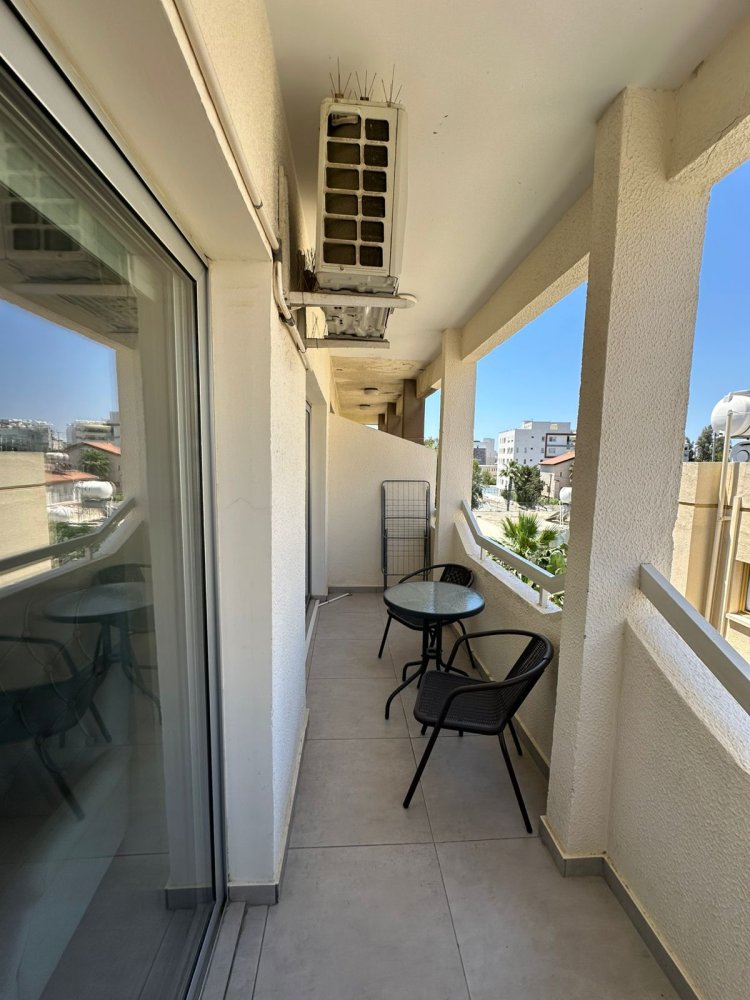 2 bedrooms Apartment in Larnaca, Larnaka, Cyprus No. 62563