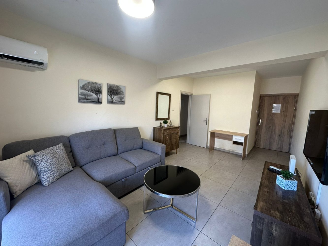 2 bedrooms Apartment in Larnaca, Larnaka, Cyprus No. 62563