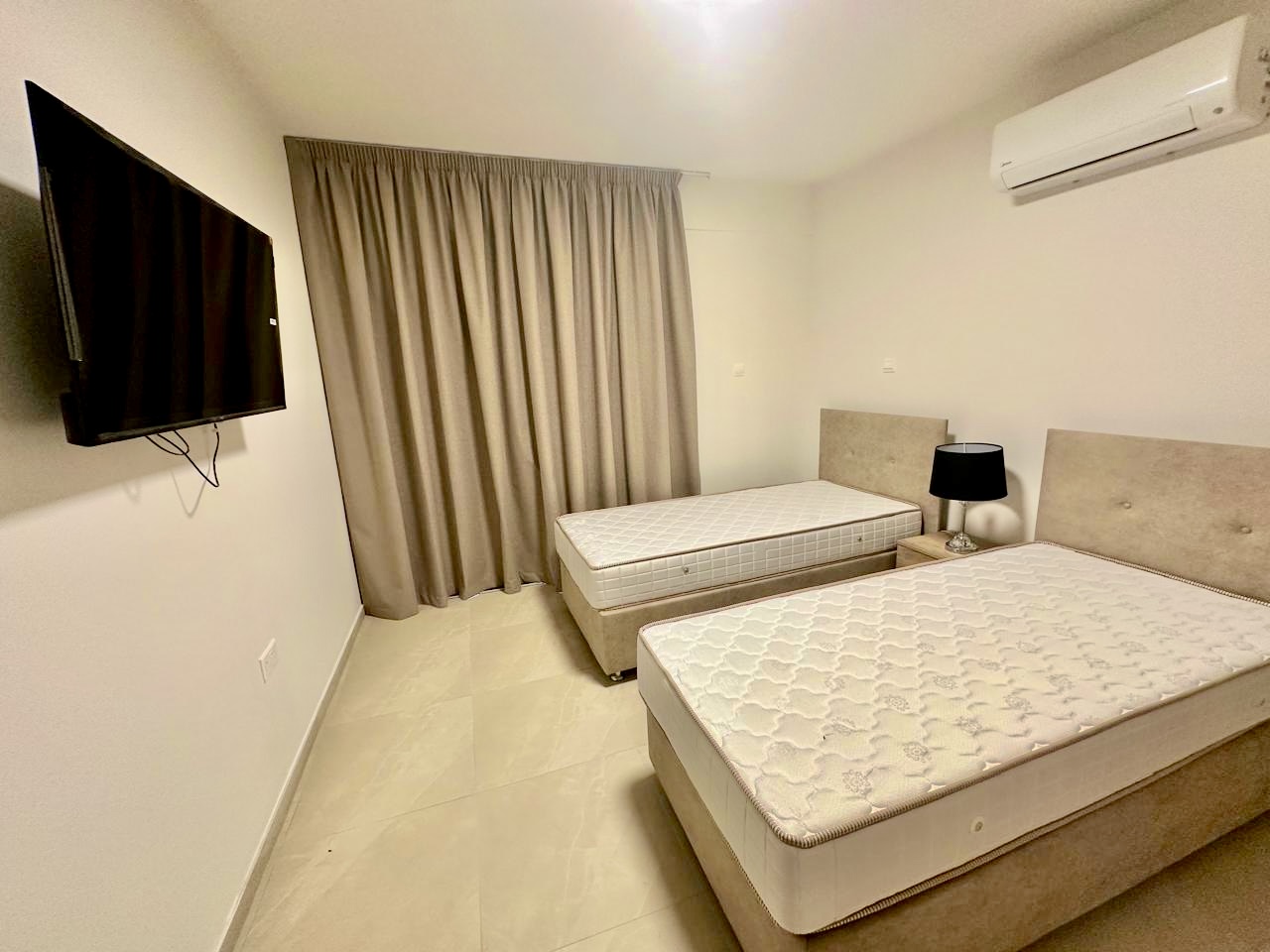 2 bedrooms Apartment in Larnaca, Larnaka, Cyprus No. 61429