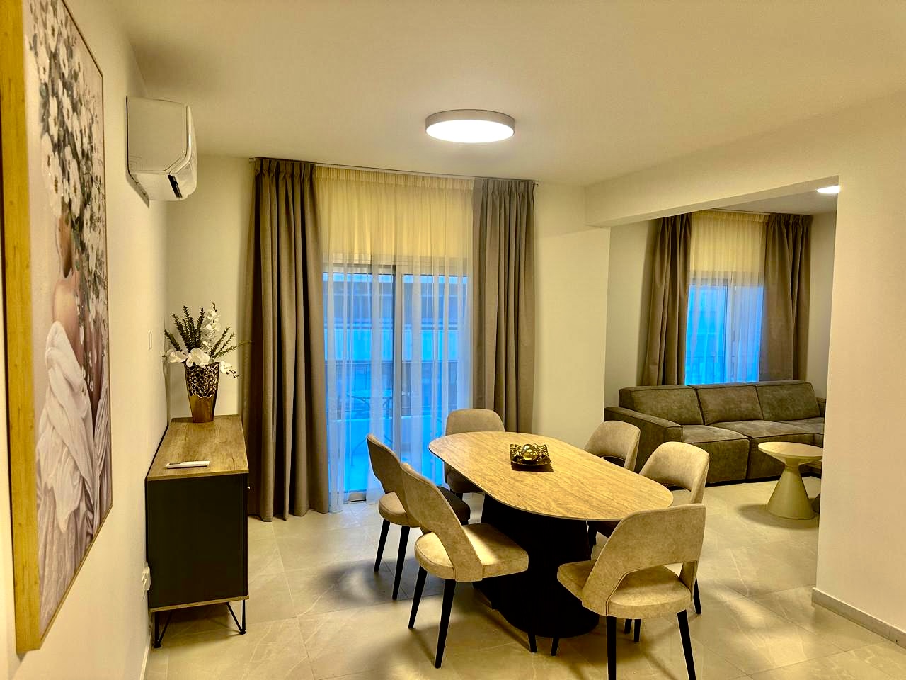2 bedrooms Apartment in Larnaca, Larnaka, Cyprus No. 61429