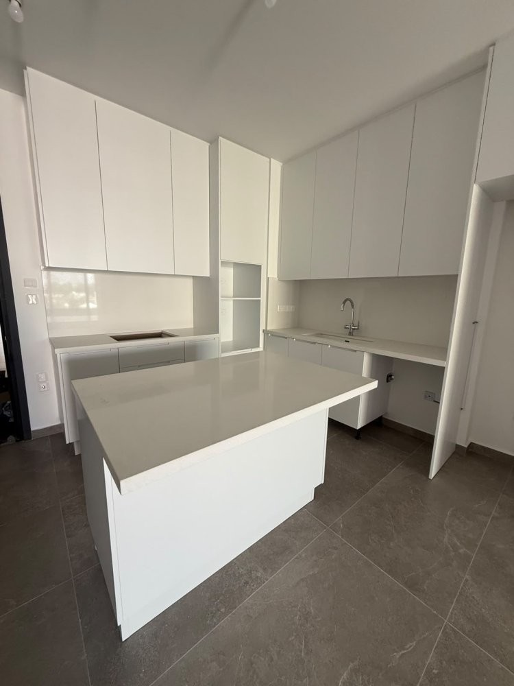 3 dormitorios Apartamento en Limassol, Chipre No. 61972