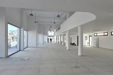 Коммерческая недвижимость 750м2 в Строволос, Никосия, Кипр № 50561