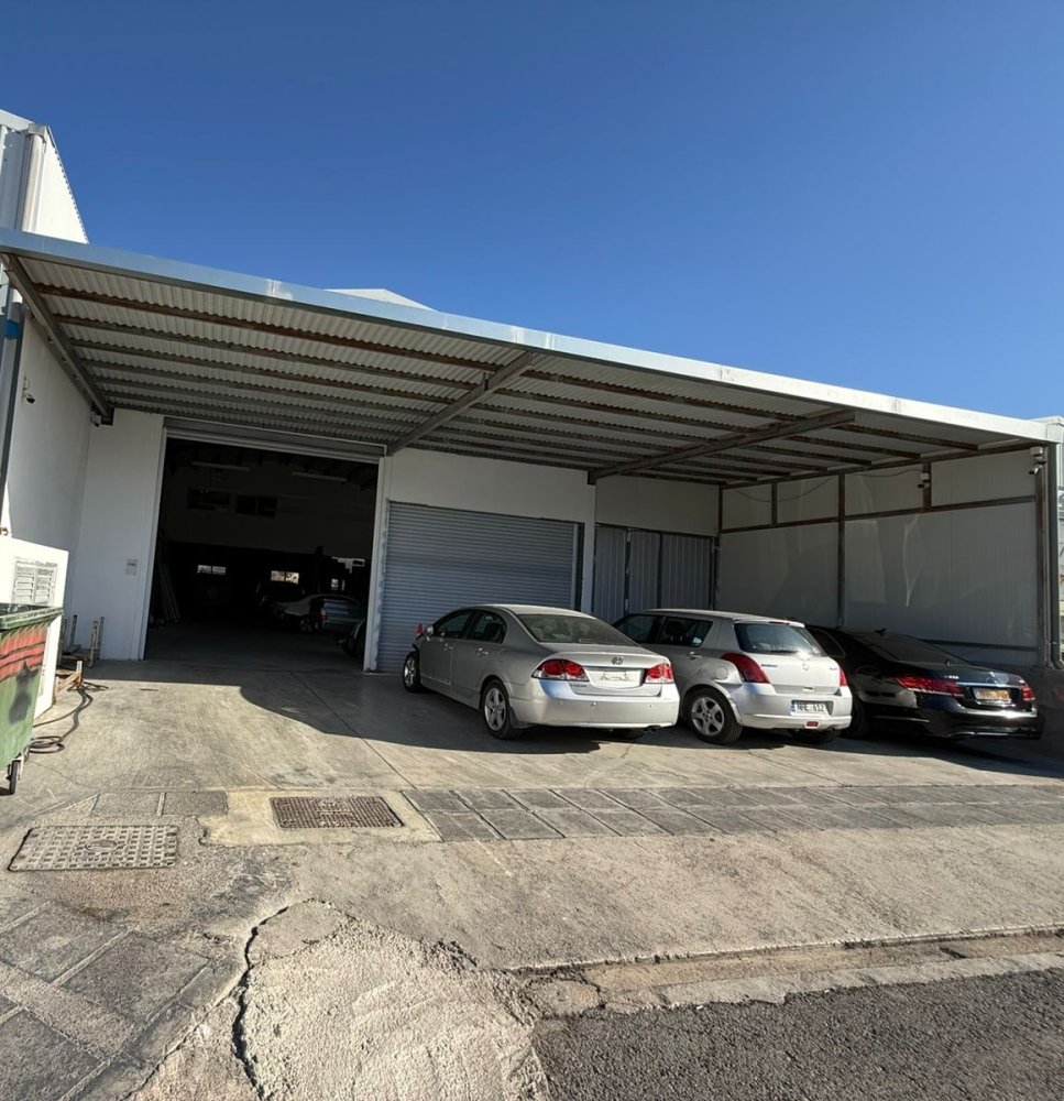 300m2 Commercial property in Geroskípou, Paphos, Cyprus No. 61961