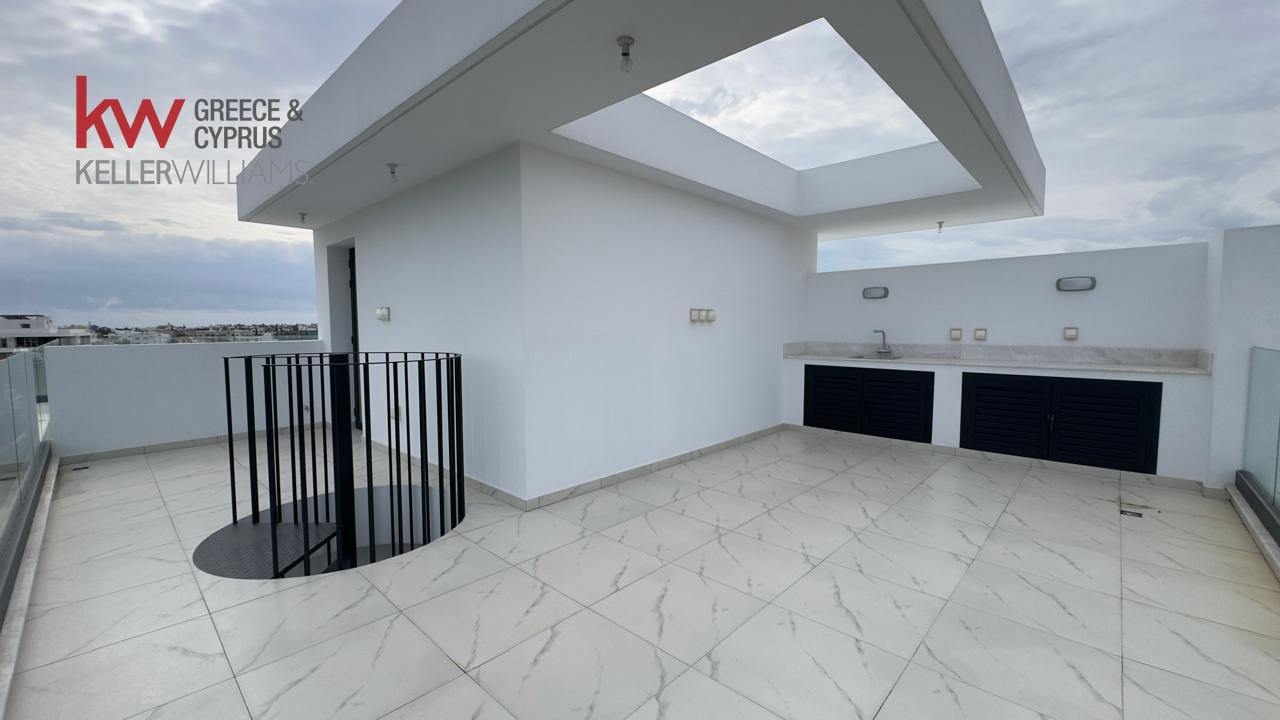 2 bedrooms Apartment in Larnaca, Larnaka, Cyprus No. 39678
