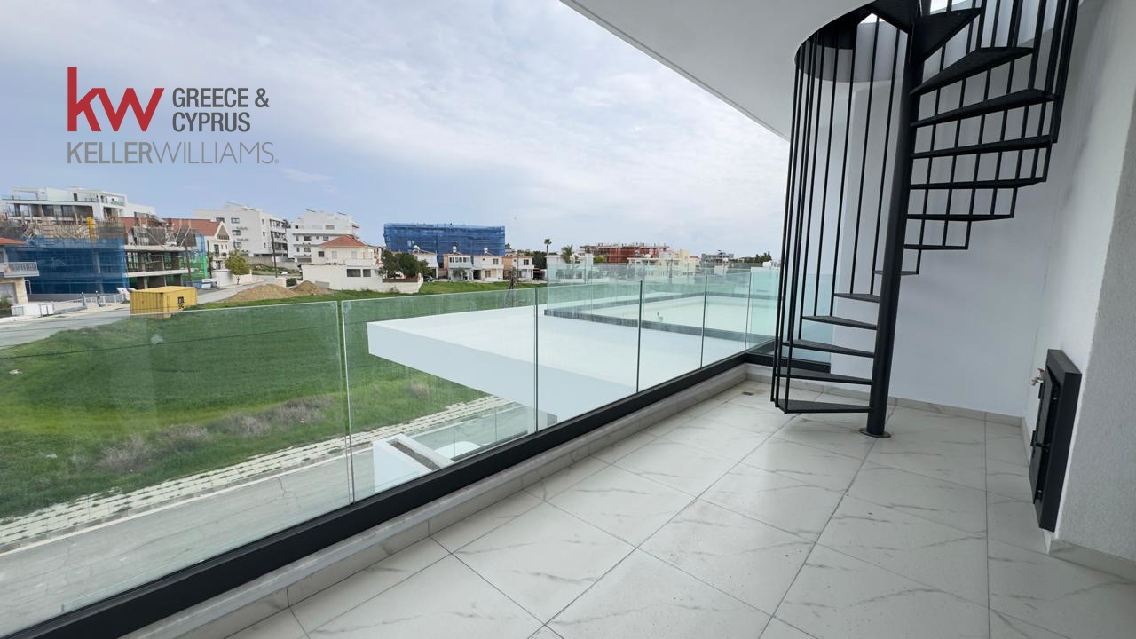 2 bedrooms Apartment in Larnaca, Larnaka, Cyprus No. 39678