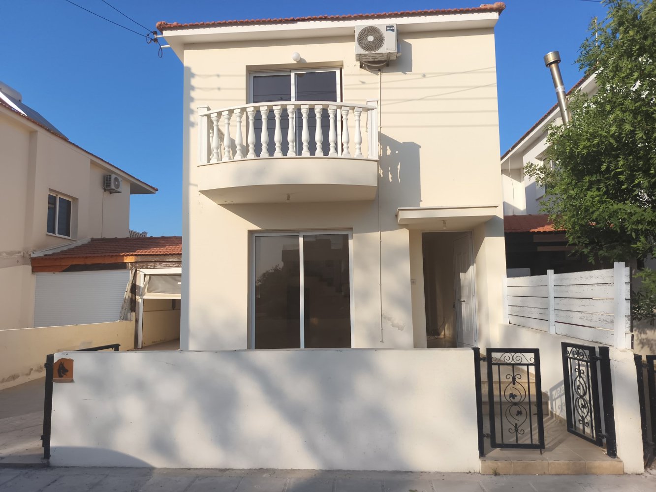 3 bedrooms Villa in Pervolia, Larnaka, Cyprus No. 62790