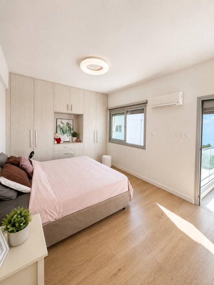 3 bedrooms Apartment in Agios Tychonas, Limassol, Cyprus No. 61093