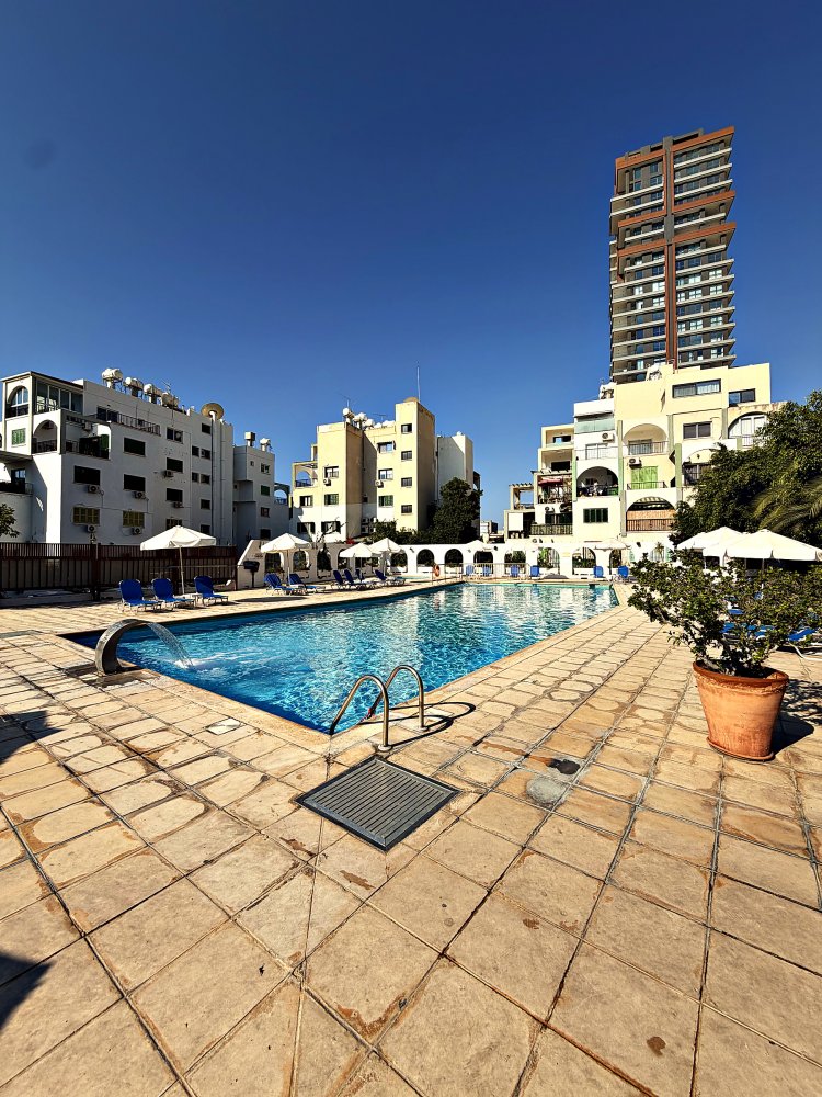 3 bedrooms Apartment in Agios Tychonas, Limassol, Cyprus No. 61093