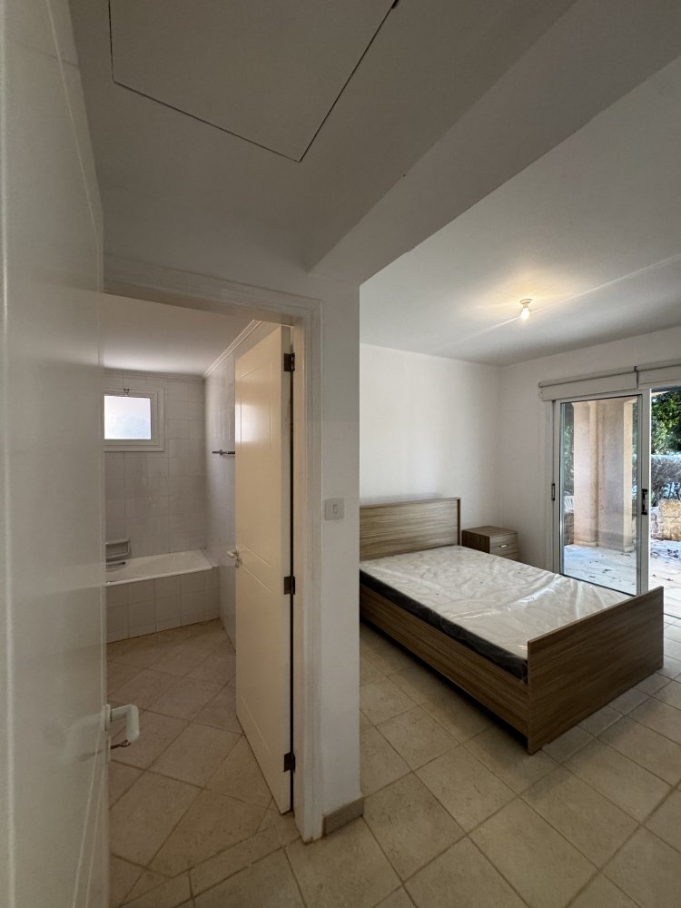 2 bedrooms Maisonette in Mandria, Paphos, Cyprus No. 61970