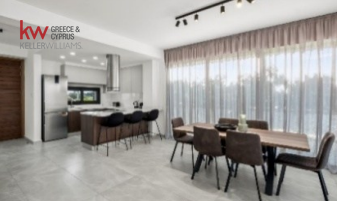 4 dormitorios Villa en Dromolaxia, Larnaka, Chipre No. 63305
