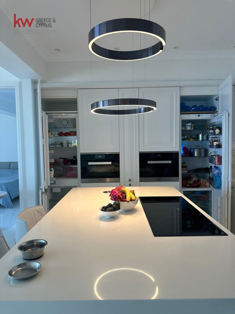 3 bedrooms Apartment in Larnaca, Larnaka, Cyprus No. 39966
