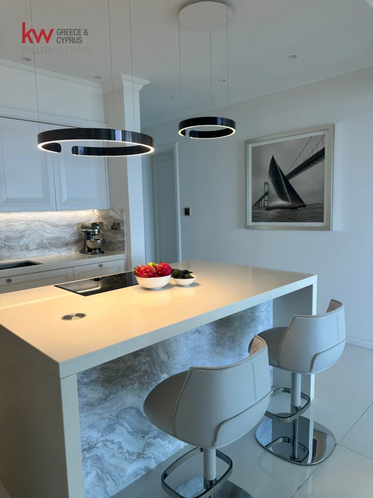 3 bedrooms Apartment in Larnaca, Larnaka, Cyprus No. 39966