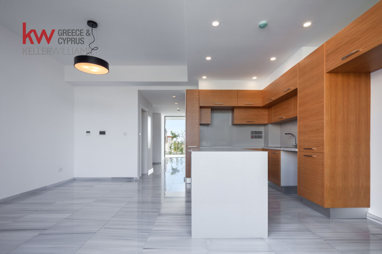 4 bedrooms Villa in Paphos, Cyprus No. 61909