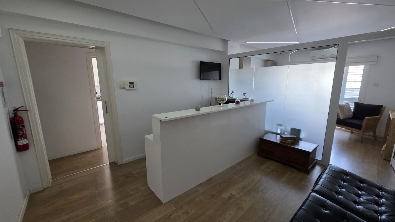 3 bedrooms Apartment in Nicosia, Cyprus No. 62450
