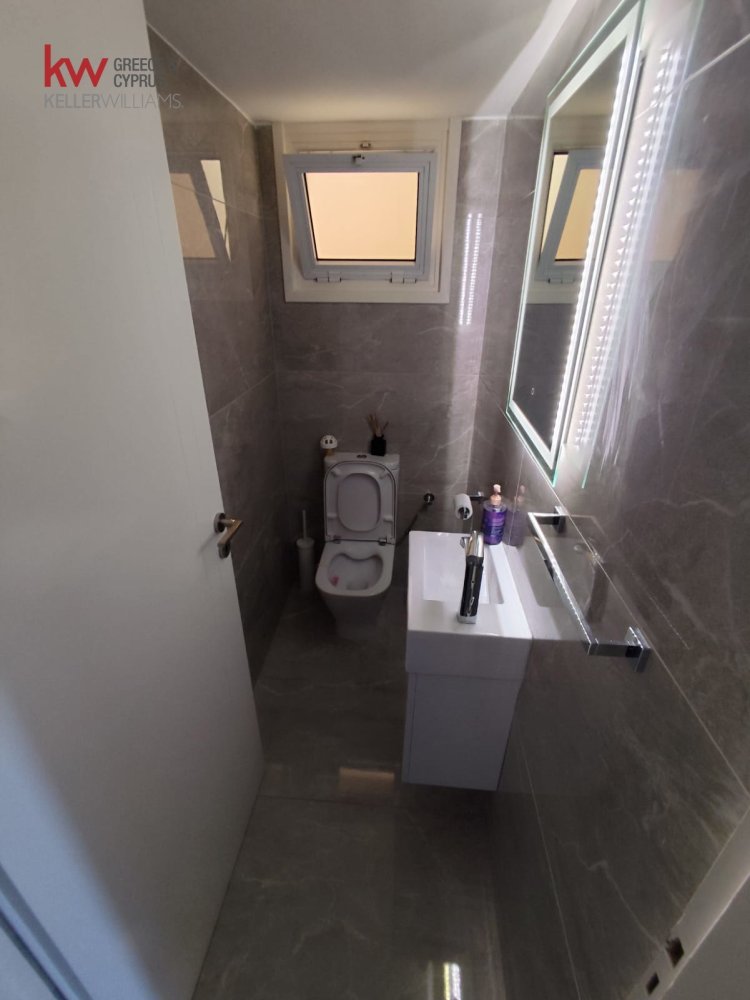 3 chambres Maison de Ville à Larnaca, Larnaka, Chypre No. 39923