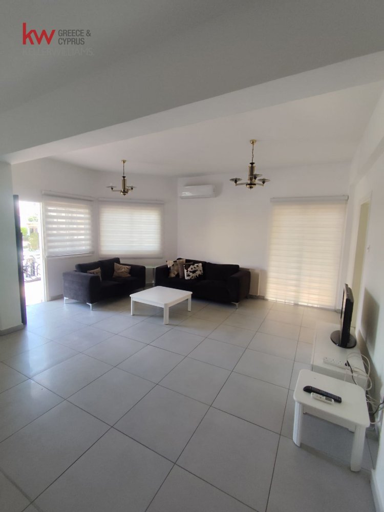 3 chambres Maison de Ville à Larnaca, Larnaka, Chypre No. 39923