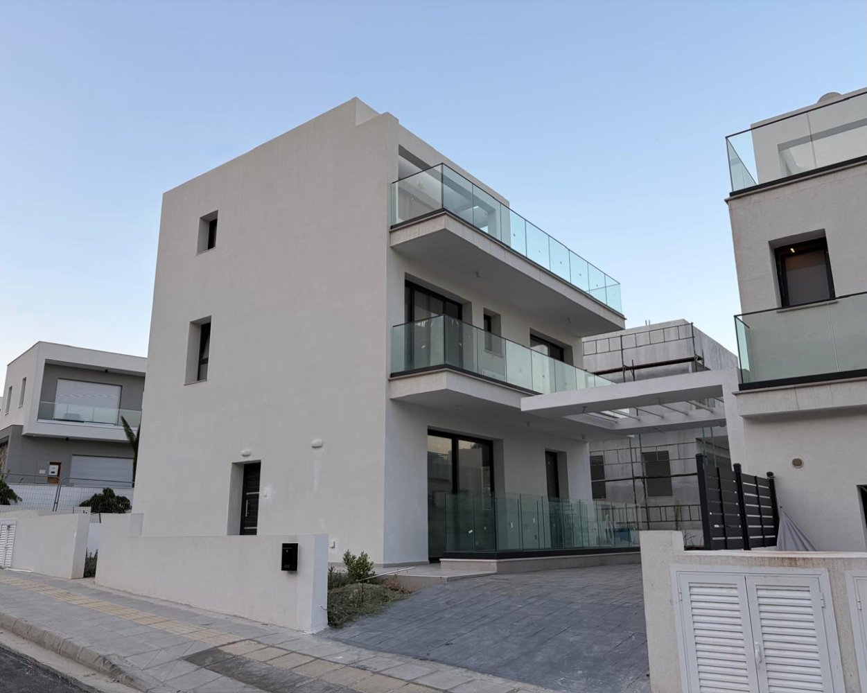 4 bedrooms Villa in Agios Athanasios, Limassol, Cyprus No. 61886