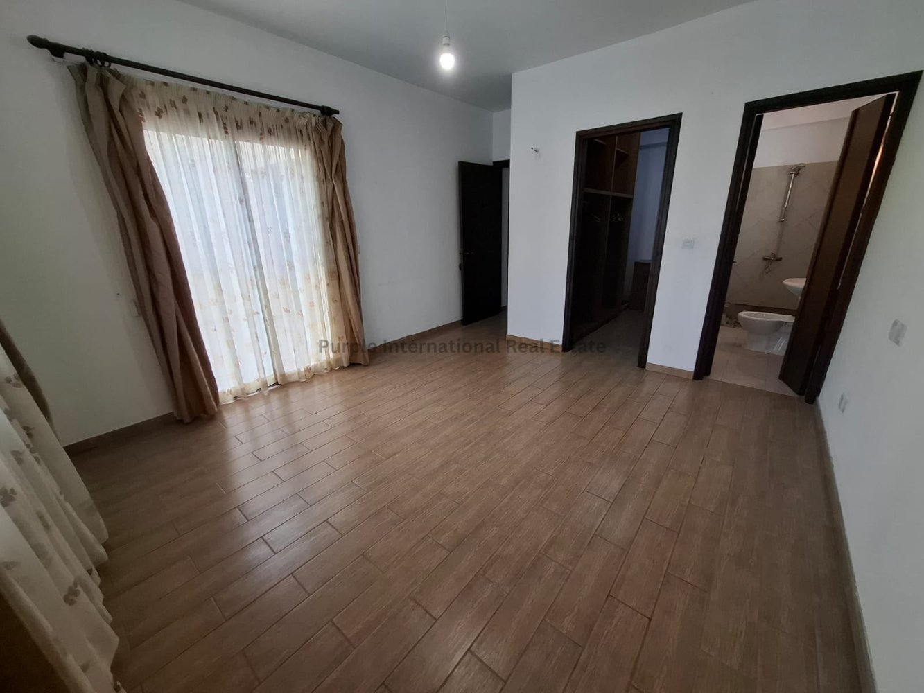 5 bedrooms Villa in Aradippou, Larnaka, Cyprus No. 58844