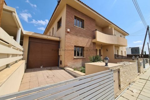 5 bedrooms Villa in Aradippou, Larnaka, Cyprus No. 58844