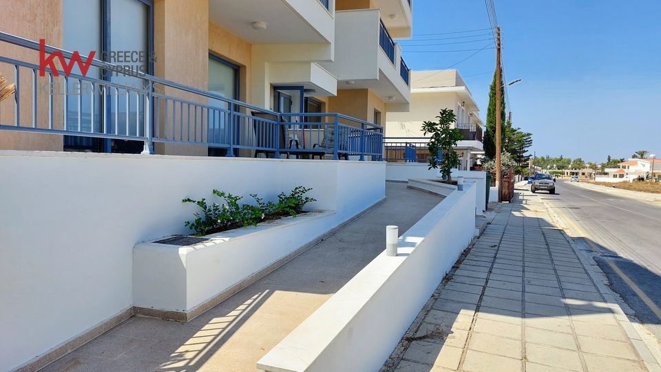 14 dormitorios Edificio en Geroskípou, Paphos, Chipre No. 61289