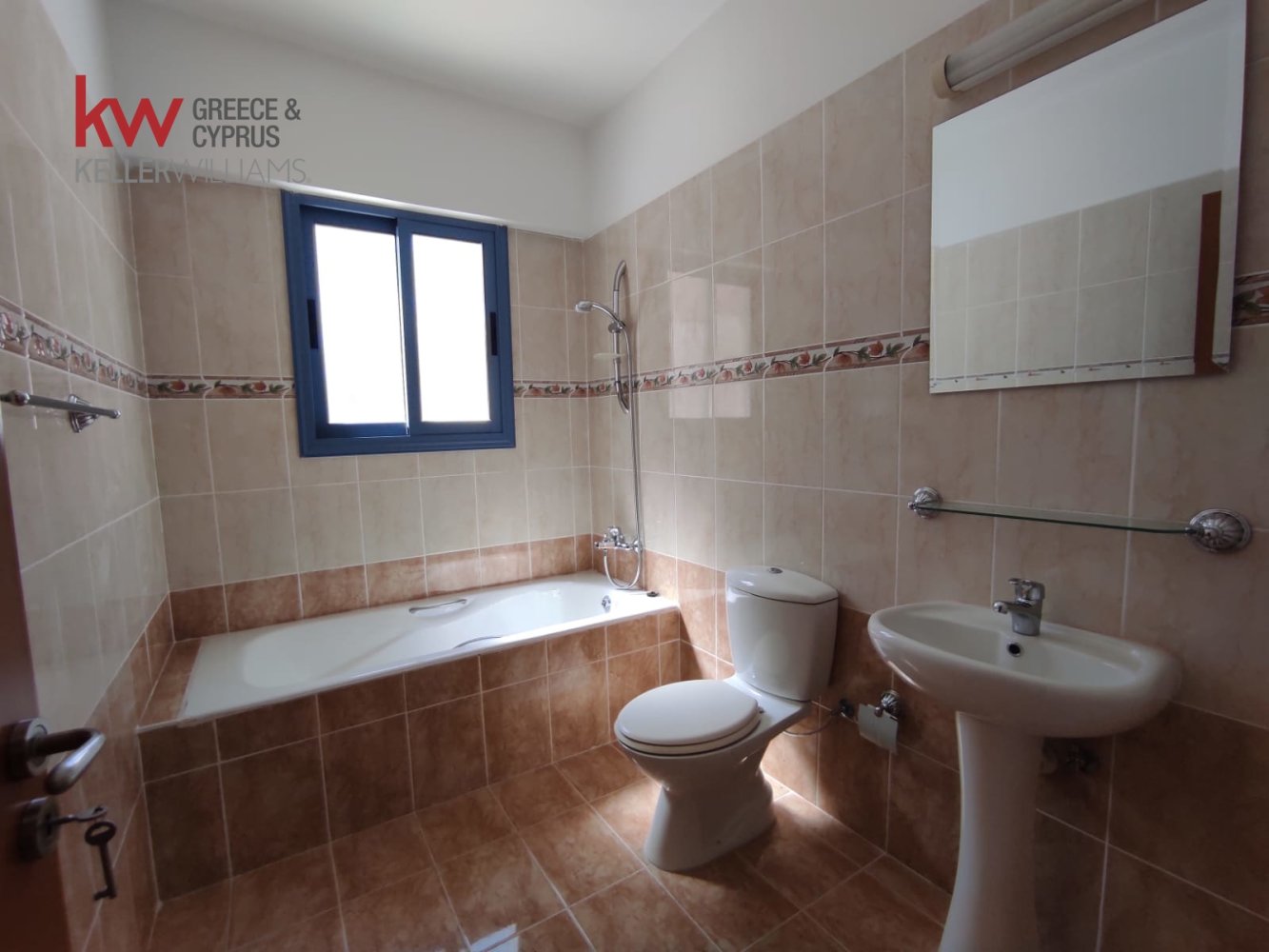 14 dormitorios Edificio en Geroskípou, Paphos, Chipre No. 61289