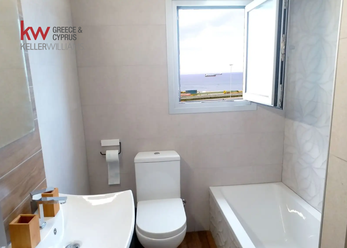 Квартира с 2 спальнями в Ларнака, Кипр № 39840