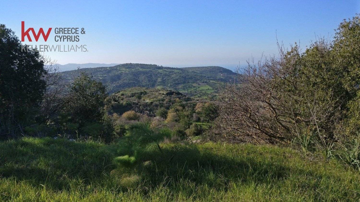 883m2 Terreno en Lysos, Paphos, Chipre No. 60801