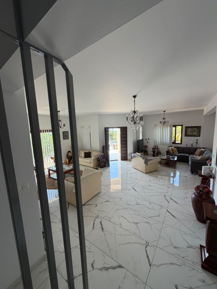 7 bedrooms Villa in Empa, Paphos, Cyprus No. 65494