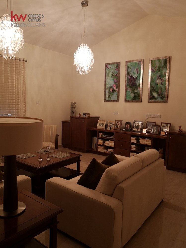 6 bedrooms Villa in Tala, Paphos, Cyprus No. 60665