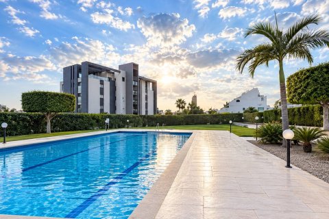 3 dormitorios Apartamento en Parekklisia, Limassol, Chipre No. 62461