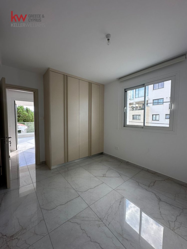 Квартира с 2 спальнями в Ларнака, Кипр № 39807