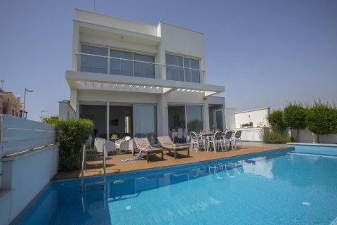 5 bedrooms Villa in Protaras, Ammochostos, Cyprus No. 61522