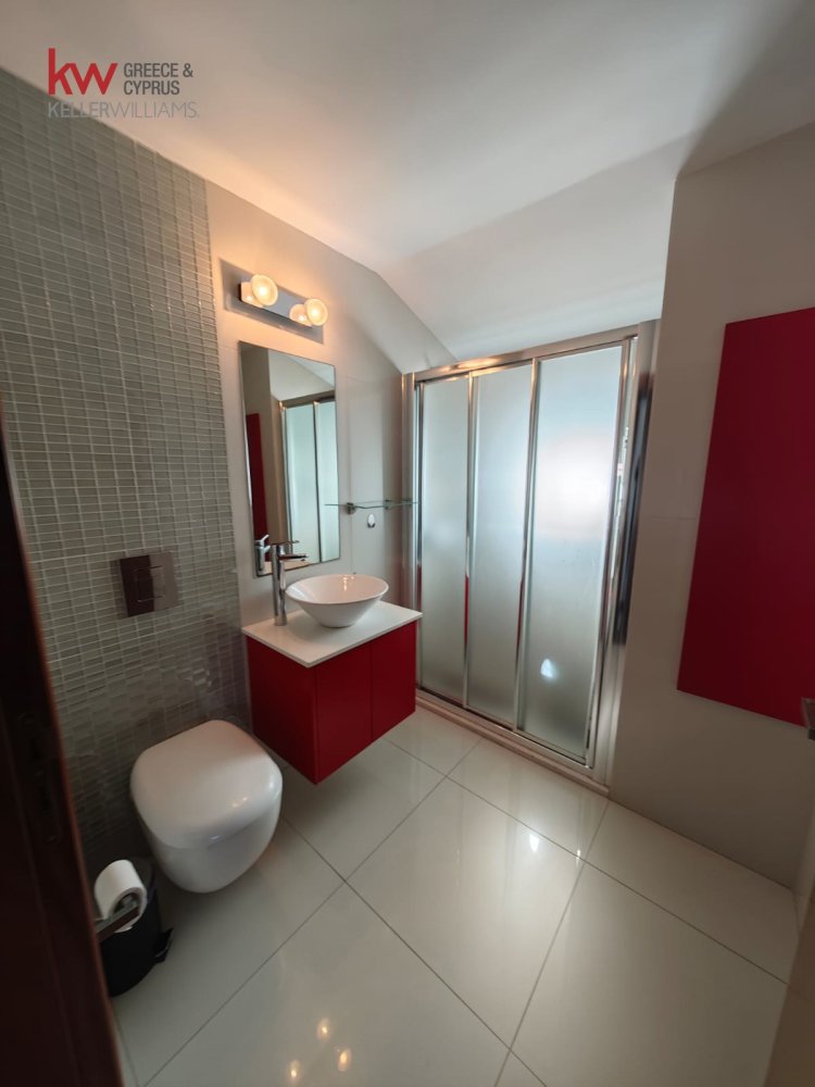 4 dormitorios Villa en Aradippou, Larnaka, Chipre No. 39880