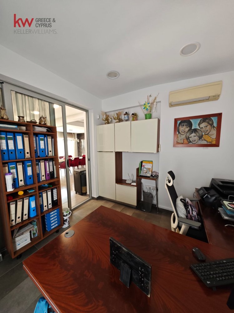 4 dormitorios Villa en Aradippou, Larnaka, Chipre No. 39880