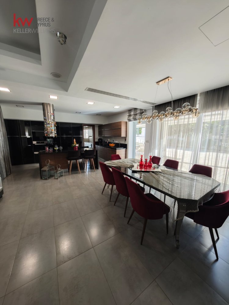 4 dormitorios Villa en Aradippou, Larnaka, Chipre No. 39880